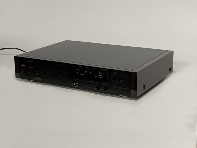 GRUNDIG T-9000  Hifi Vintage Réparations