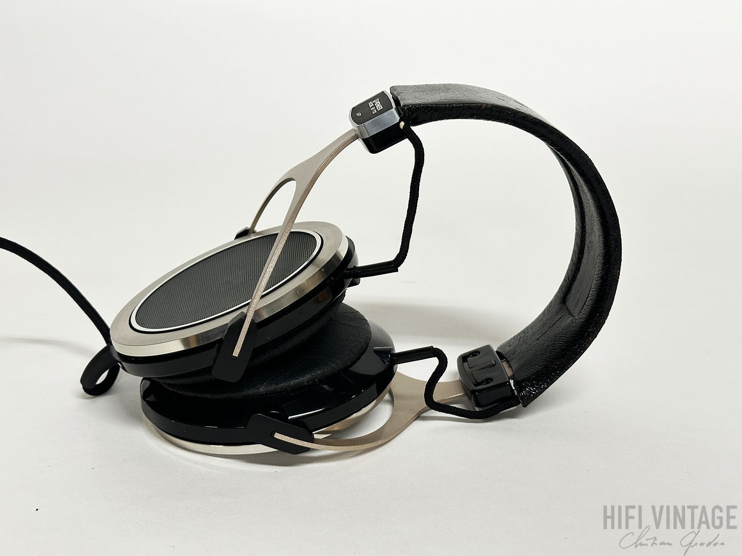 pioneer-se-700.jpg