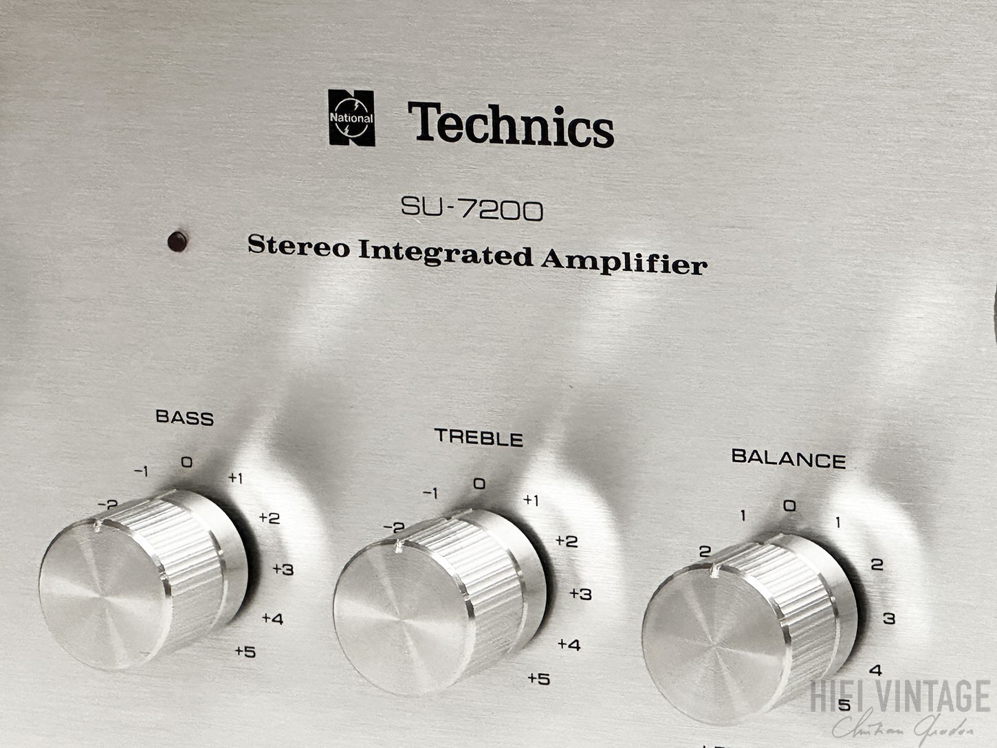 TECHNICS SU-7200