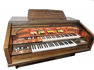 ELKA Artist 707 Organ