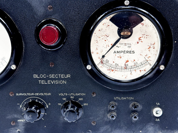 RADIO CONTROLE A-29 Hifi Vintage réparation