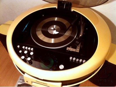 Weltron 2005