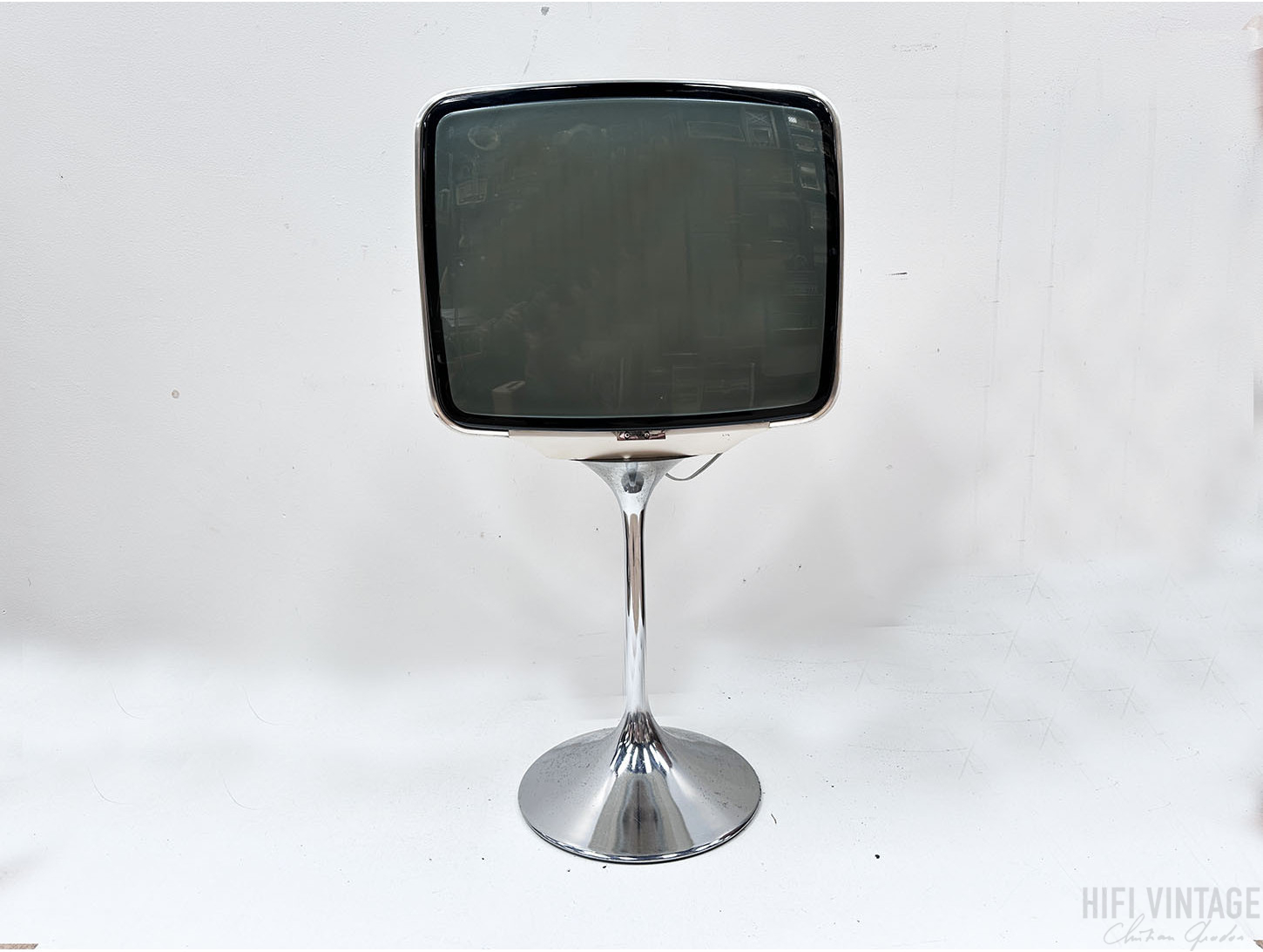 RIBET DEJARDIN Televiseur Space Age Hifi Vintage réparation