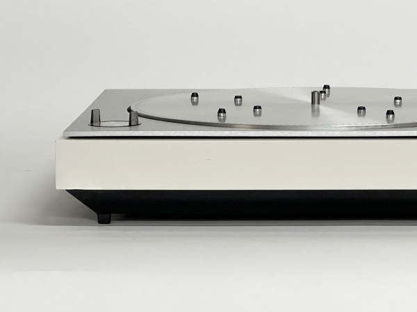 B&O BEOGRAM 1203 White