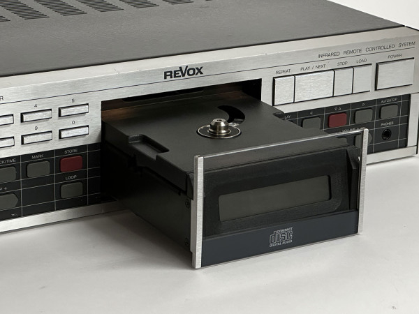 REVOX B-225