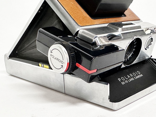 POLAROID SX-70