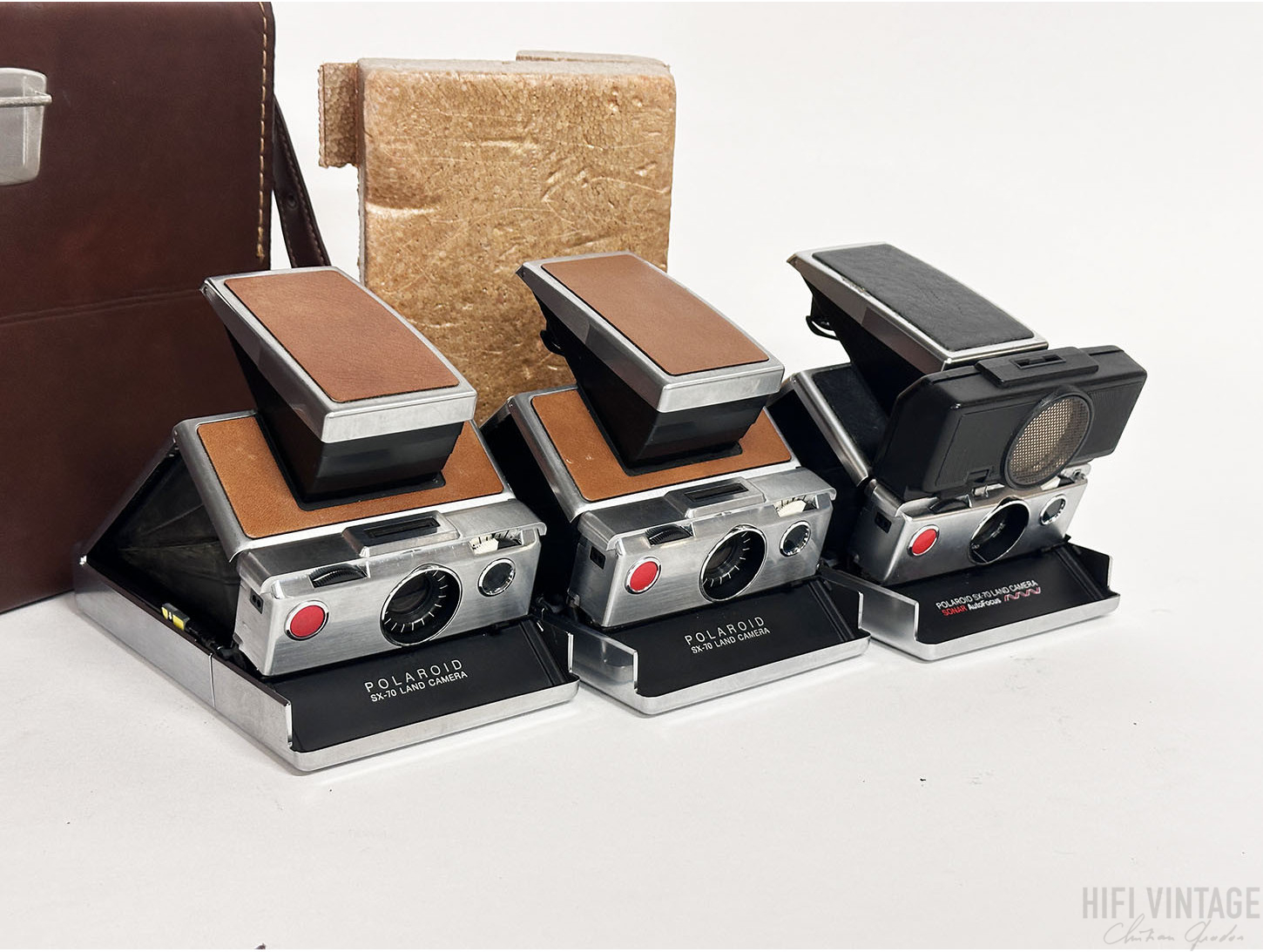 POLAROID SX-70