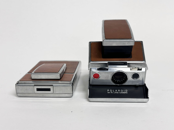 POLAROID SX-70