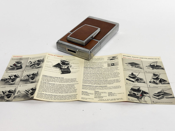 POLAROID SX-70
