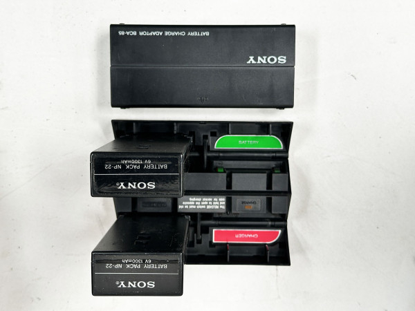 SONY CCD M8E
