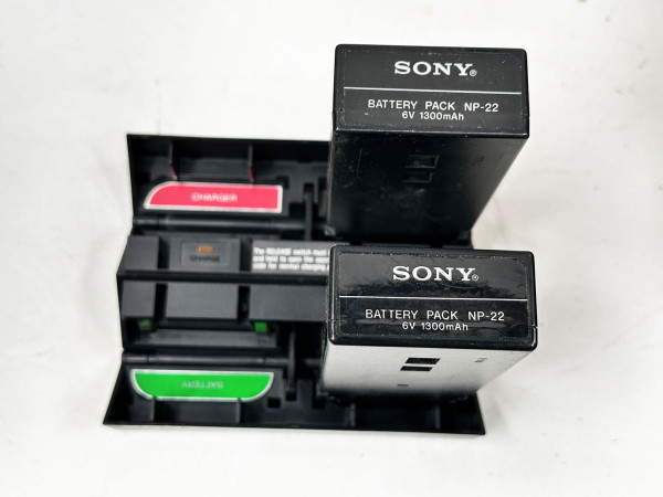 SONY CCD M8E