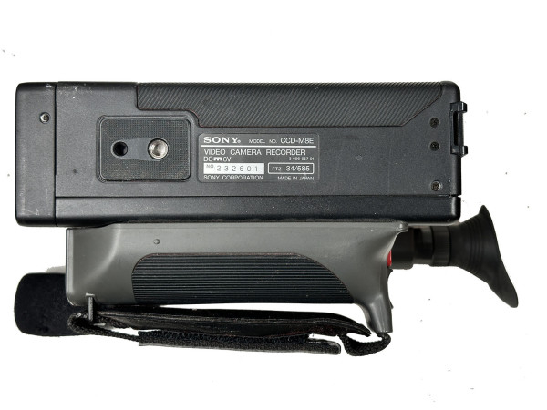SONY CCD M8E