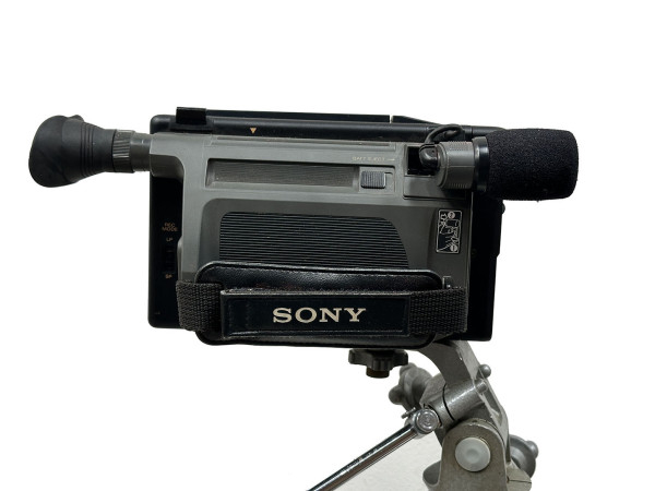 SONY CCD M8E