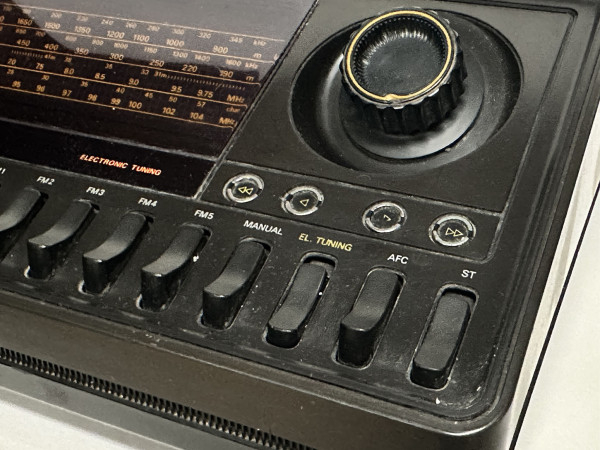 RADIOLA 22-AH-762 Hifi Vintage réparations