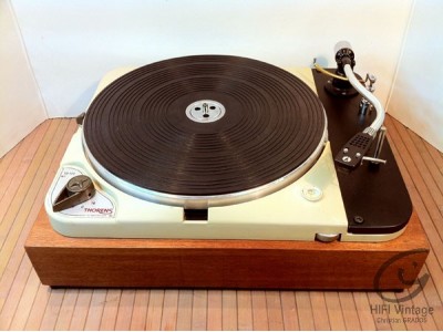 Thorens TD124 MKII