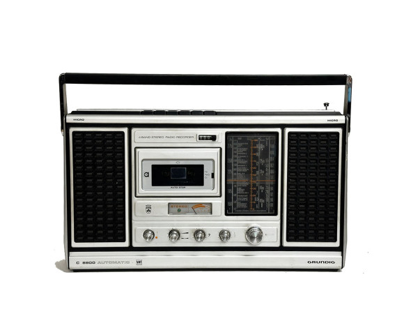 GRUNDIG C-8800 Automatic Hifi Vintage réparations