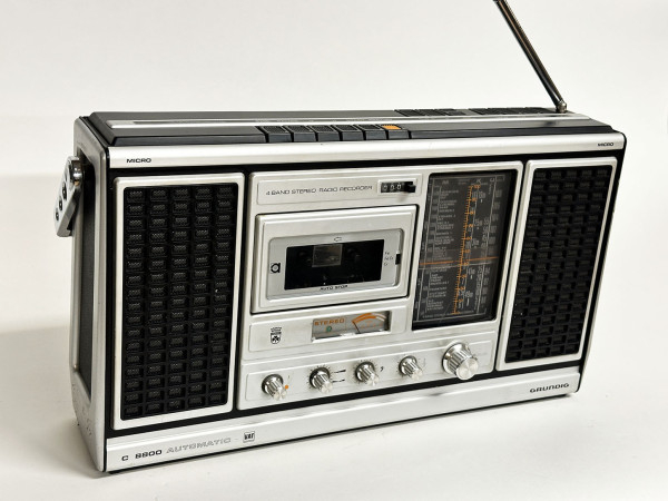 GRUNDIG C-8800 Automatic Hifi Vintage réparations