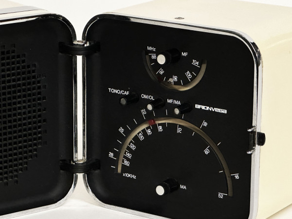 BRIONVEGA TS502 Radio Cube Blanc Hifi Vintage Réparations