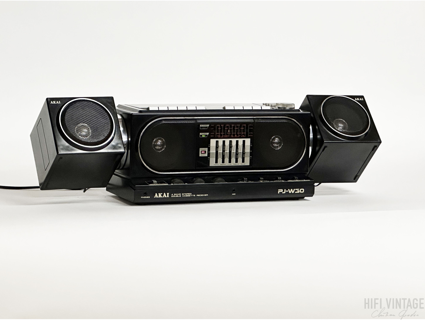 AKAI PJ-W30