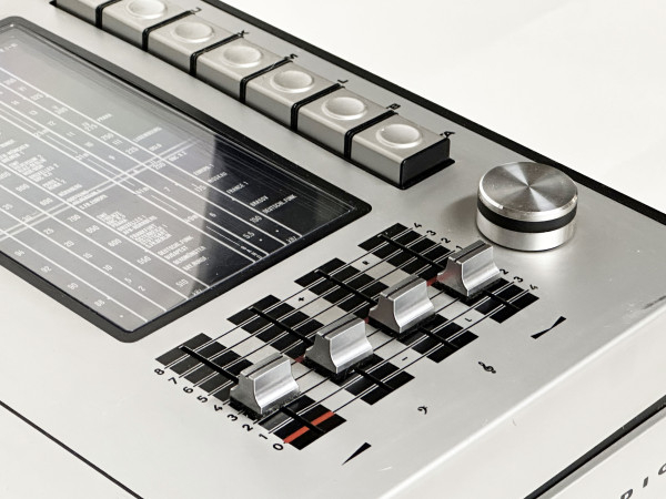 GRUNDIG studio 2000 Hifi Vintage Réparations