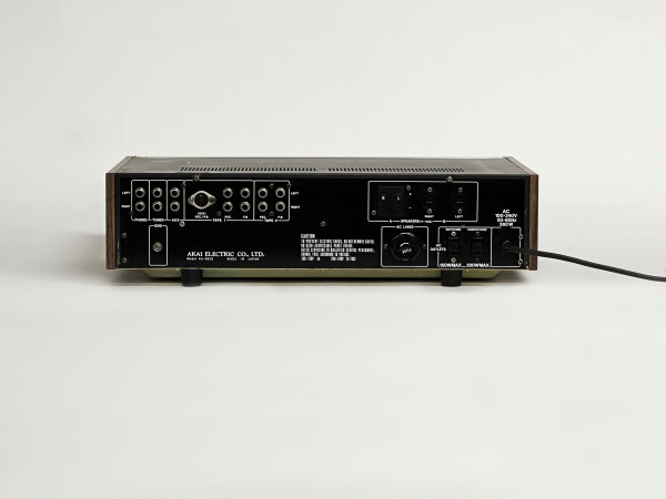 AKAI AA-5810