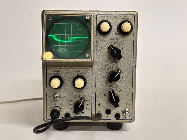 UNITRON Oscilloscope