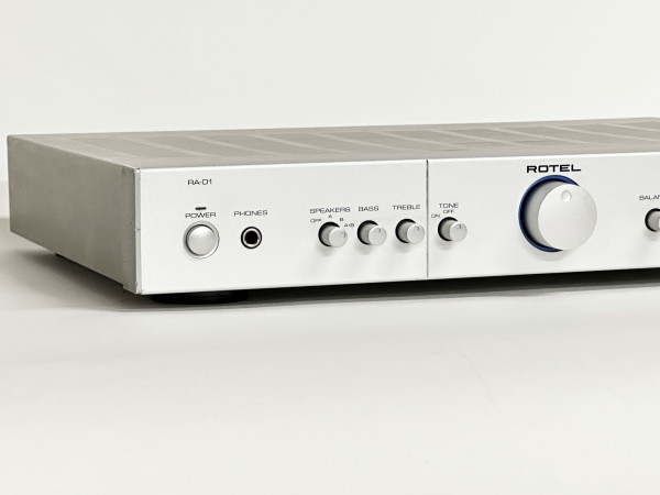 ROTEL RA-01