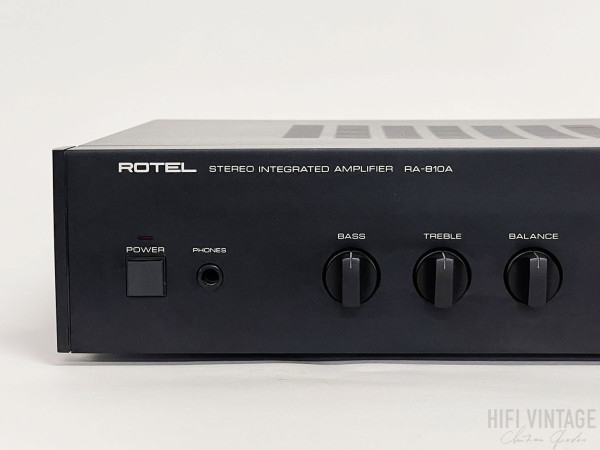 ROTEL RA-810A