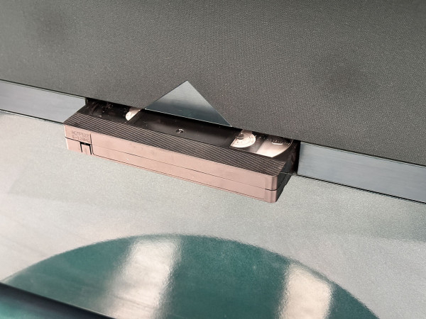 B&O Beovision Avant 32