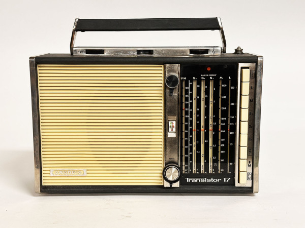 GRUNDIG Transistor 17