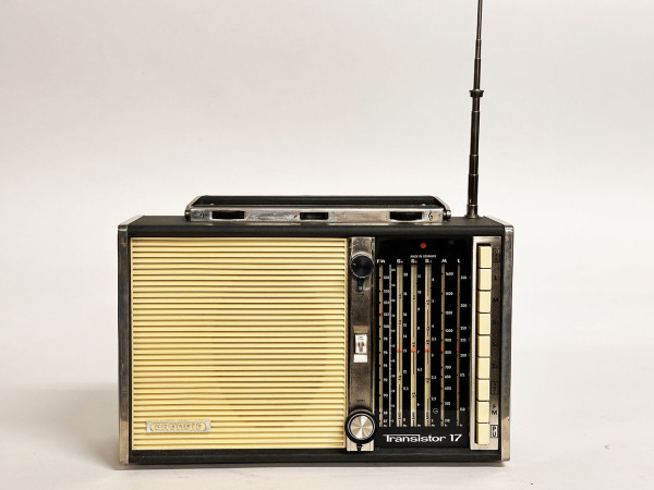 GRUNDIG Transistor 17