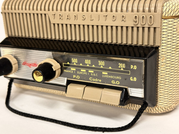 PIZON BROS Translitor 900 Autoradio portable