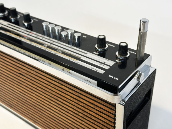 SCHNEIDER SR-70 Hifivintage Réparations