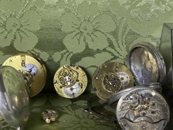 Mouvements de montres chronographes et Coq