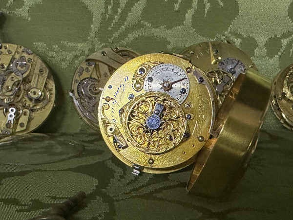 Mouvements de montres chronographes et Coq