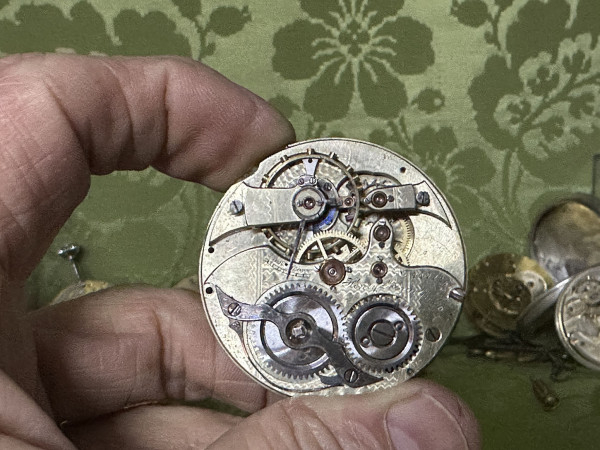 Mouvements de montres chronographes et Coq