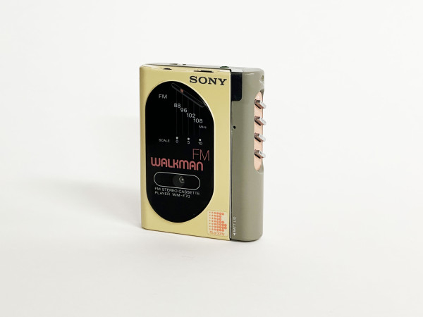 SONY WM-F70