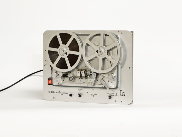 LENNARTZ ELECTRONIC PCM TAPE RECORDER 6100