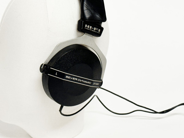 BEYER DYNAMIC DT-220 HifiVintage