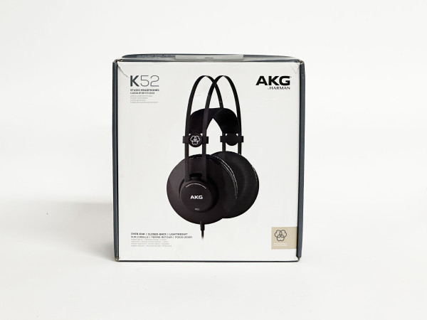 AKG K-52