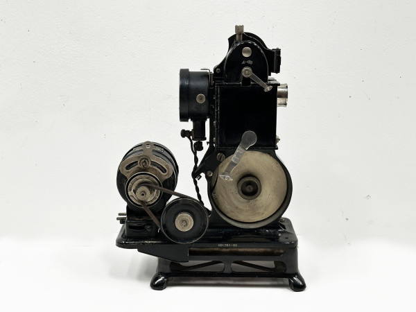 PATHE BABY 9.5 Model E  HifiVintage 
