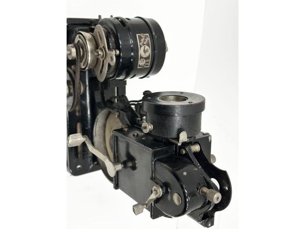 PATHE BABY 9.5 Model E  HifiVintage 