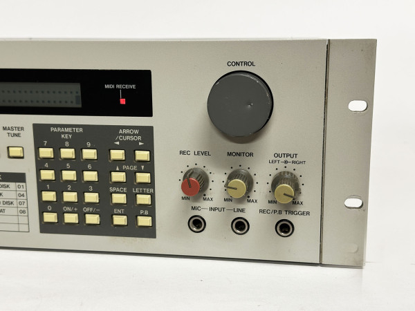 AKAI S-900  HifiVintage 