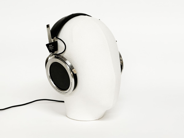 AKAI ASE-40