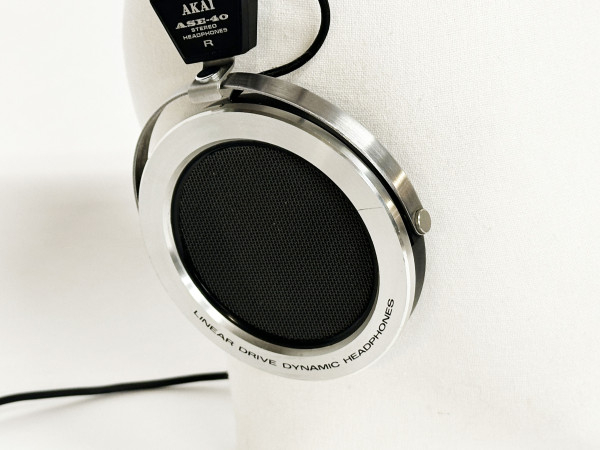 AKAI ASE-40