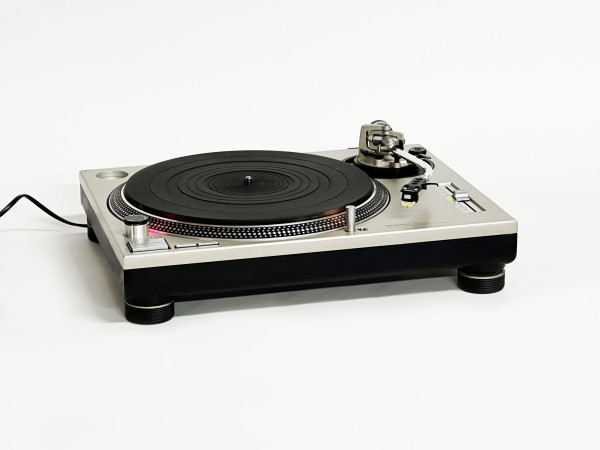 TECHNICS SL-1200 MK2
