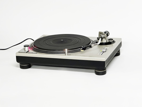 TECHNICS SL-1200 MK2