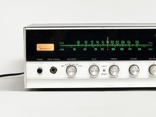 SANSUI 800