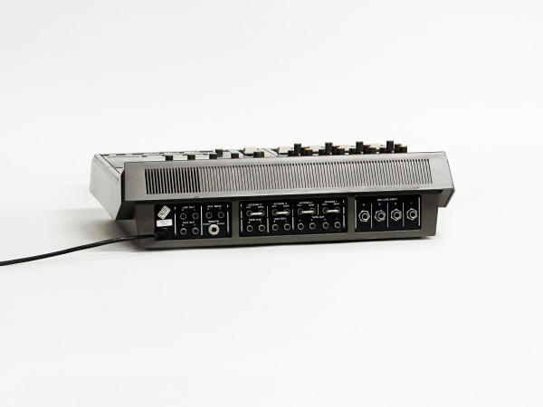 TASCAM Porta studio 244