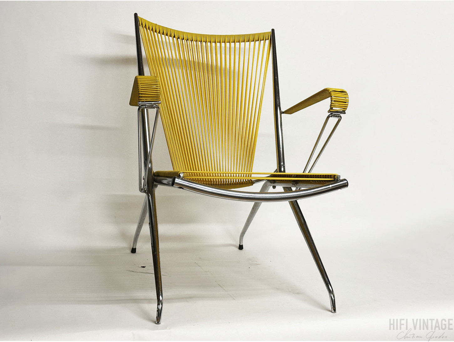 MONPOIX ANDRE Fauteuil Scoubidou 1970 HifiVintage réparations